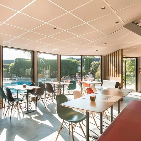 Ibis Sud Szálloda