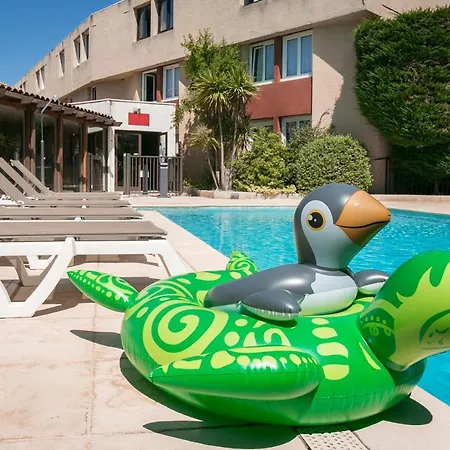 Ibis Sud 3*