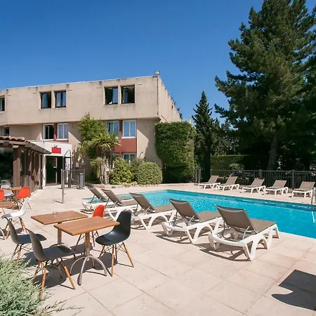 Ibis Sud Avignon