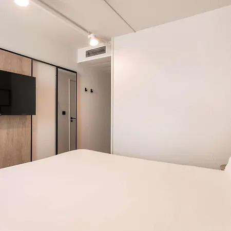 Ibis Sud 3* Avignon